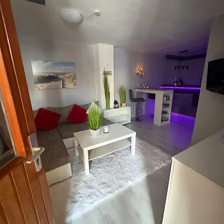 Apartment Small With Sauna And Jacuzzi!